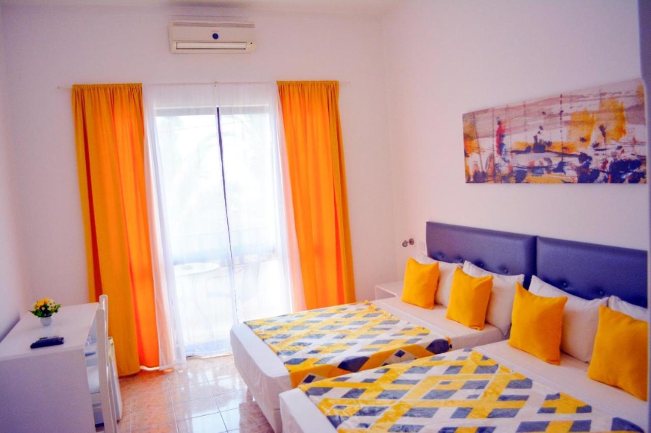 Aparthotel Santa Maria Beach Esterno foto