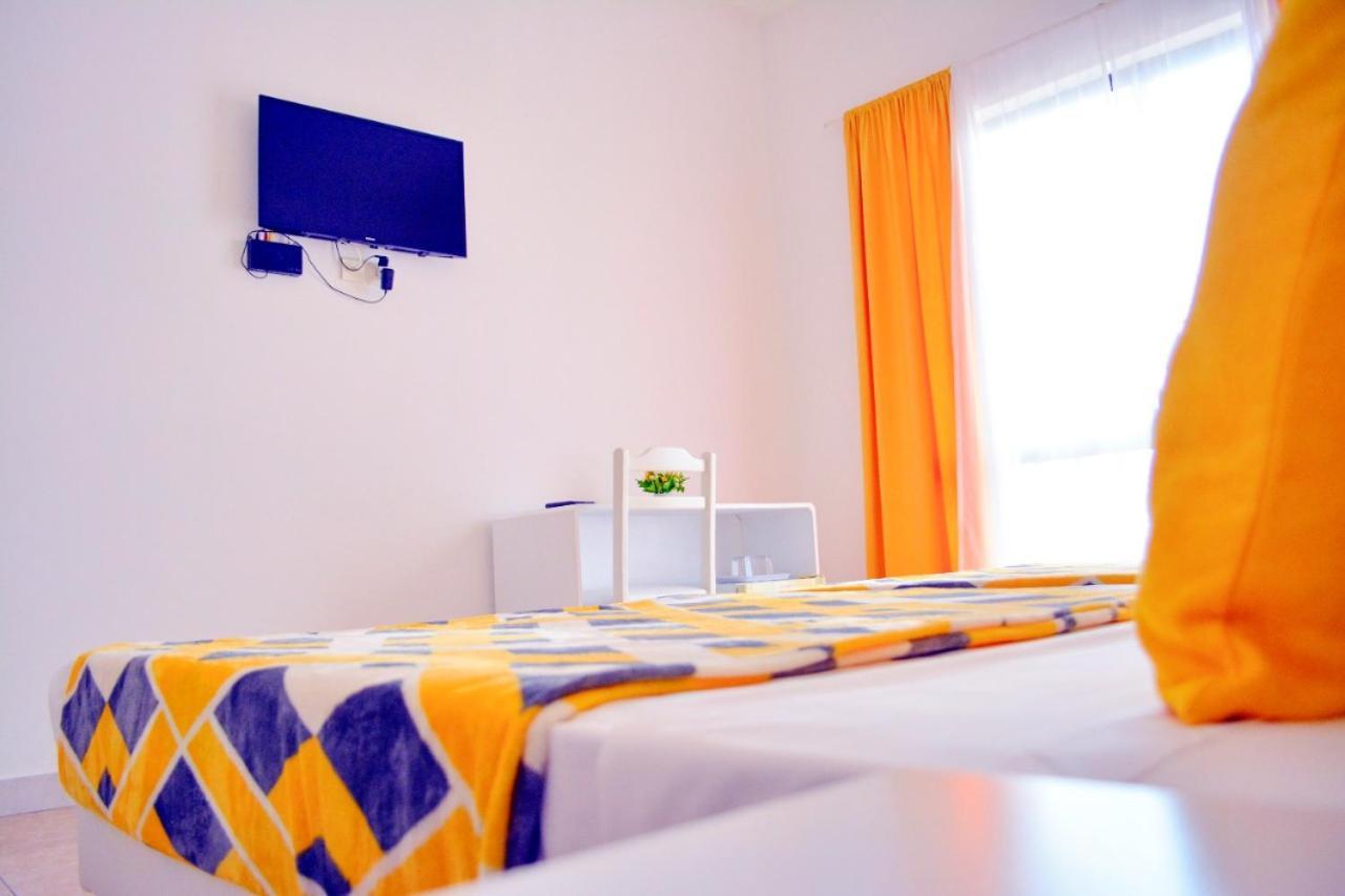 Aparthotel Santa Maria Beach Esterno foto